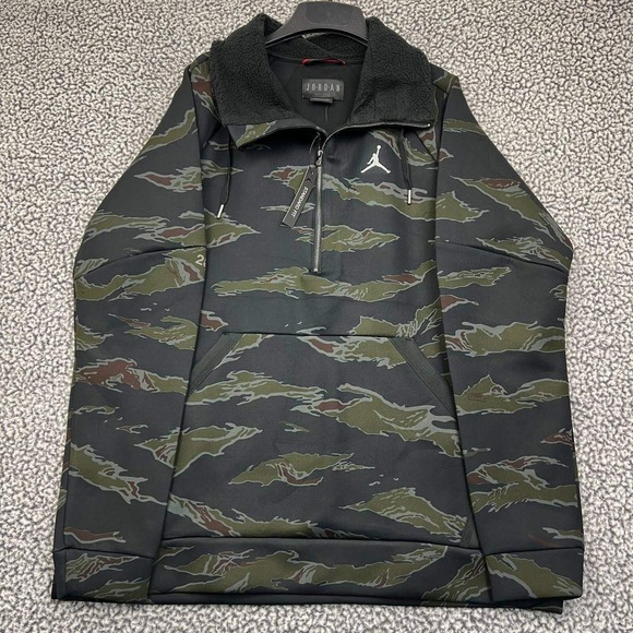 Air Jordan Sweatshirt Men Large Black Camo 23 Engineered...